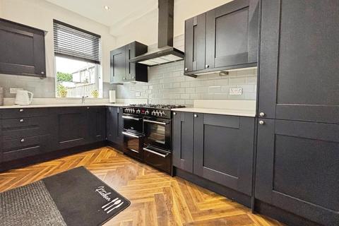 306 Idle Road, Bradford, BD2 2AL