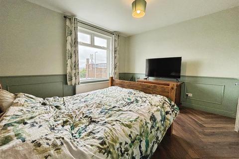 306 Idle Road, Bradford, BD2 2AL