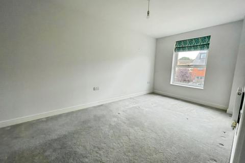 94 High Street, Cam, Dursley, GL11 5LH