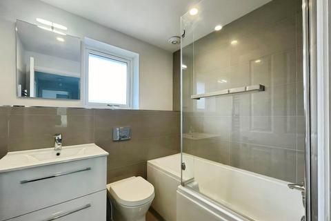 94 High Street, Cam, Dursley, GL11 5LH