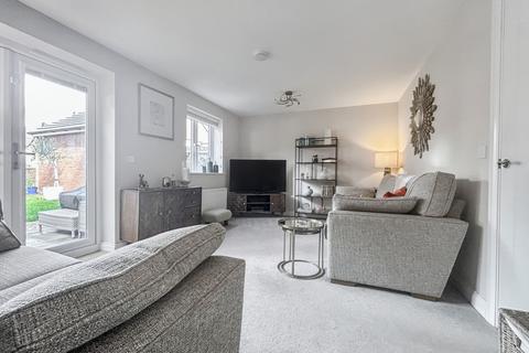 3 bedroom detached house for sale, Farrier Street, Blunsdon, Swindon, SN26
