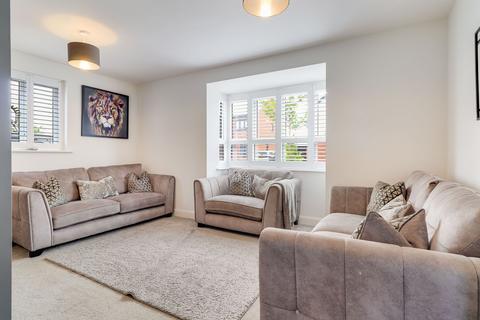 4 bedroom detached house for sale, Greenfield Way, Peterborough PE7