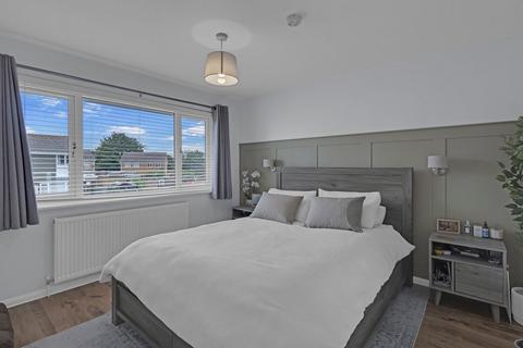 2 bedroom terraced house for sale, Cranleigh Drive, Whitfield, Dover, CT16