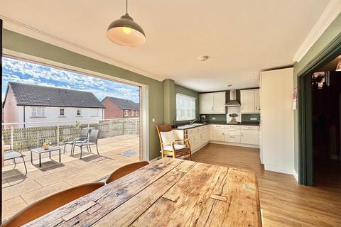 25 Charlton Way, Kingstown, Carlisle, CA6 4EU