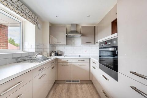1 bedroom flat for sale, Marsh Road, Pinner, HA5