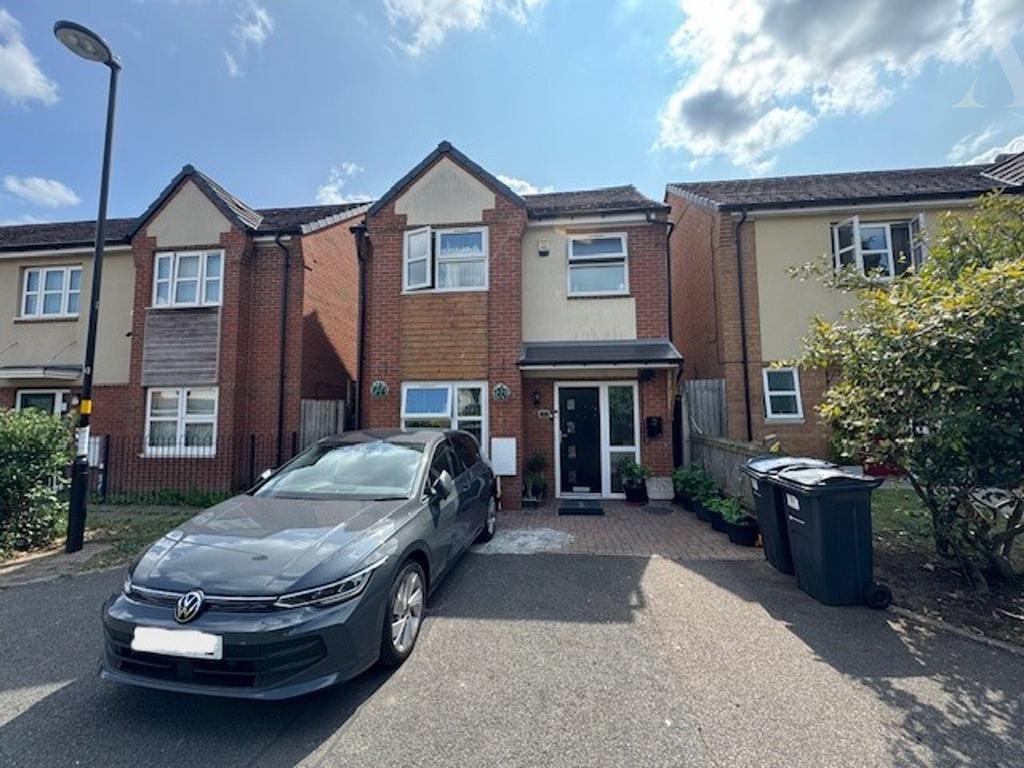 32 Ward Close Frontage