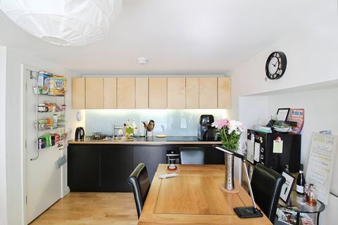 1 bedroom flat to rent, Saxton, The Avenue, Leeds, West Yorkshire, LS9