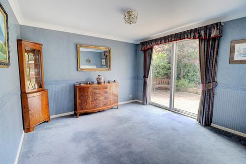 4 bedroom link detached house for sale, The Larches, High Wycombe HP15