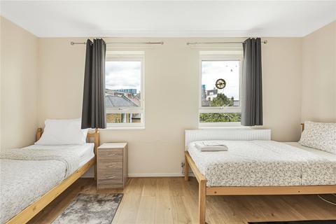 undefined, Castle Close, London, E9