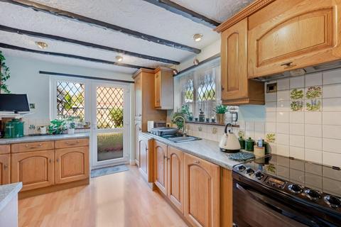 6 Nimbus Road, Epsom, KT19 9BJ