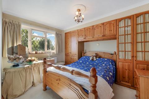 6 Nimbus Road, Epsom, KT19 9BJ