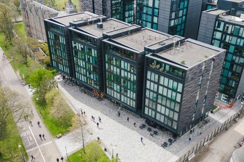 2 bedroom apartment to rent, Simpson Loan, Edinburgh, Midlothian, EH3