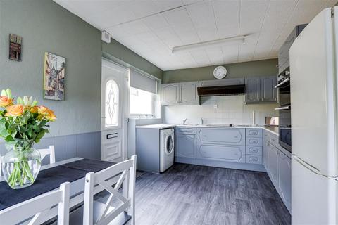 2 bedroom detached bungalow for sale, Upminster Drive, Arnold NG5