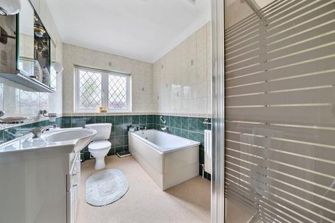 13 Willow Avenue, Denham, Uxbridge, UB9 4AG