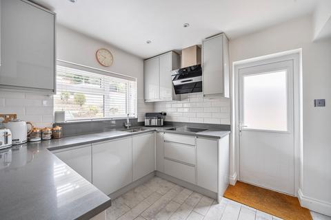 20 Darcy Close, Coulsdon, CR5 1QT