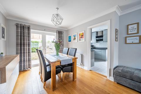 20 Darcy Close, Coulsdon, CR5 1QT