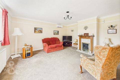 2 bedroom detached bungalow for sale, Louies Lane, Roydon, Diss