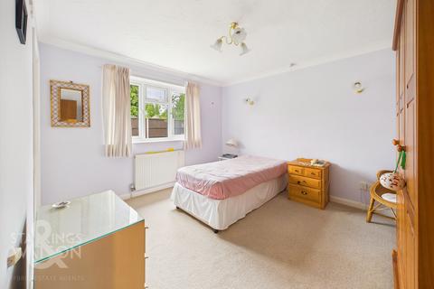 2 bedroom detached bungalow for sale, Louies Lane, Roydon, Diss