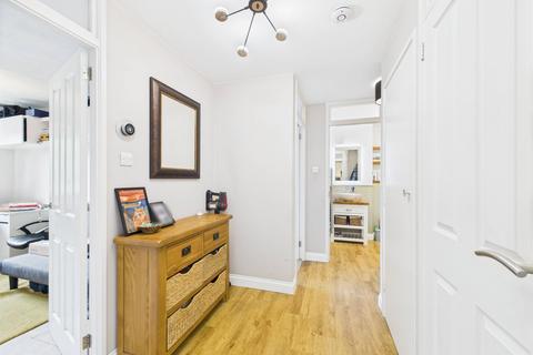2 bedroom flat for sale, Fairline Court, 2 Oakwood Avenue, Beckenham, BR3