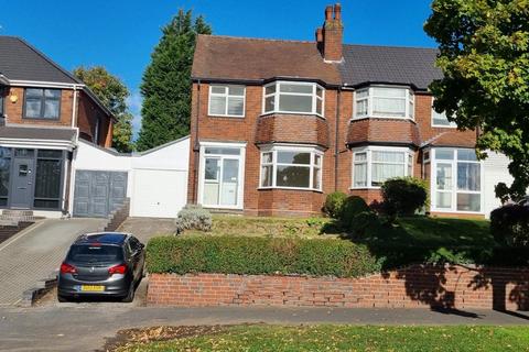 3 bedroom semi-detached house to rent, Wolverhampton Road, Oldbury