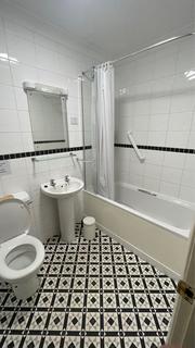 undefined, ENSUITE ROOMS TO RENT - ALL BILLS INCLUDED -  BH1