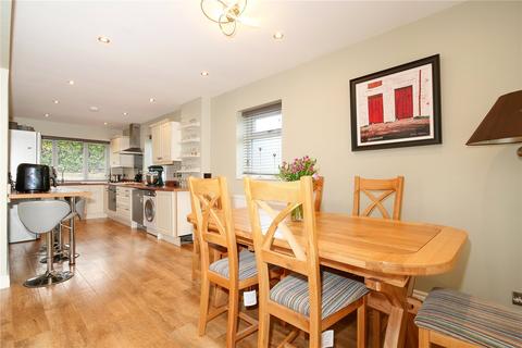 9 Beacon Close, Bingley, BD16 3NQ