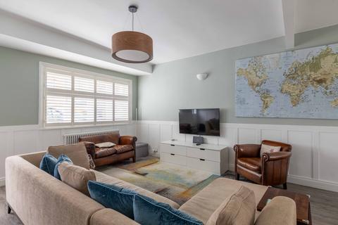 undefined, Mascotte Road, Putney, Wandsworth, SW15