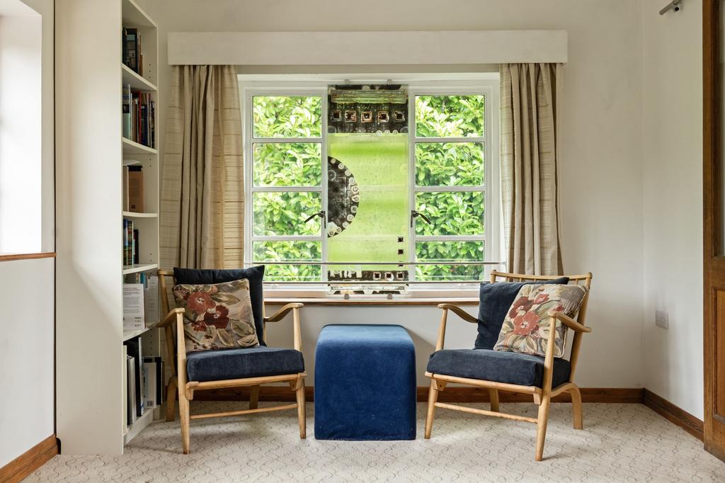 Library/Reading Room Area