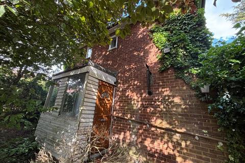 1 Leigh Drive, Romford, RM3 7YJ