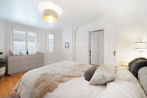 2 bedroom flat for sale, West End Lane, West Hampstead, London, NW6