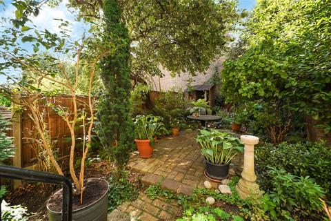 2 bedroom flat for sale, West End Lane, West Hampstead, London, NW6