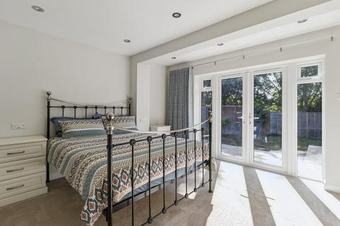 24 Kings Close, Chalfont St Giles, HP8 4HW