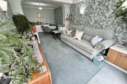 3 bedroom semi-detached house for sale, Gaskell Crescent, Thornton FY5