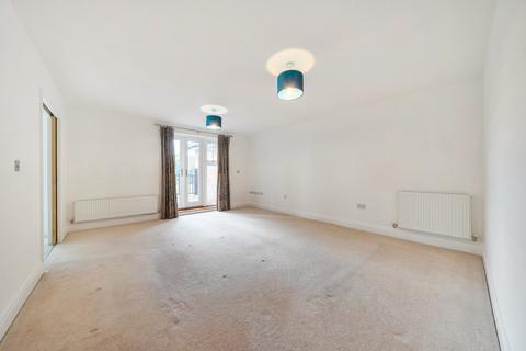 2 bedroom apartment for sale, Rickmansworth Road, Northwood