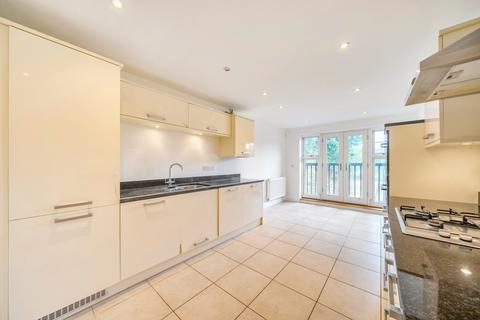 2 bedroom apartment for sale, Rickmansworth Road, Northwood