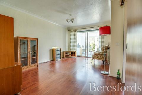 2 bedroom bungalow for sale, Lea Close, Braintree, CM7