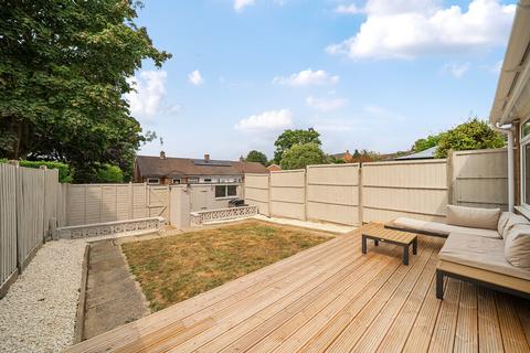 64 Collins Meadow, Harlow, CM19 4EN
