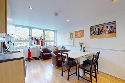 4 bedroom apartment to rent, Jurston Court, Gerridge Street, LONDON SE1