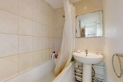 4 bedroom apartment to rent, Jurston Court, Gerridge Street, LONDON SE1