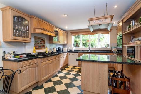 5 bedroom detached house for sale, Rockways, Barnet EN5
