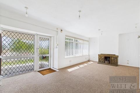 2 bedroom detached bungalow for sale, Parkstone Road, Hastings