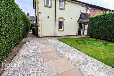 2 bedroom semi-detached house to rent, Wykebeck Avenue, Leeds