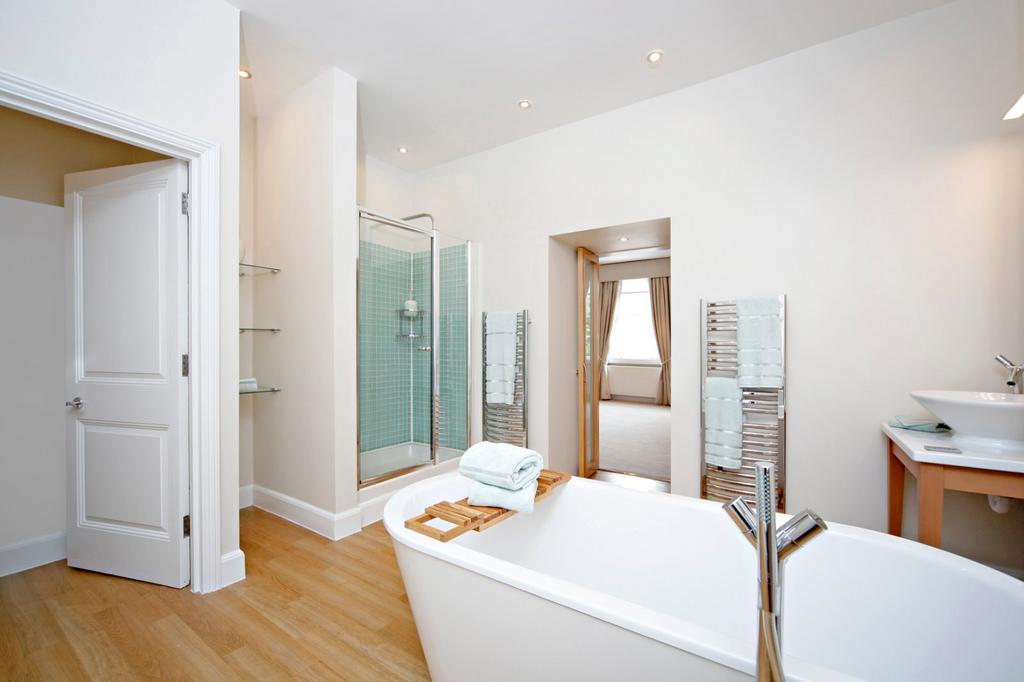 Apartment in London - View 3