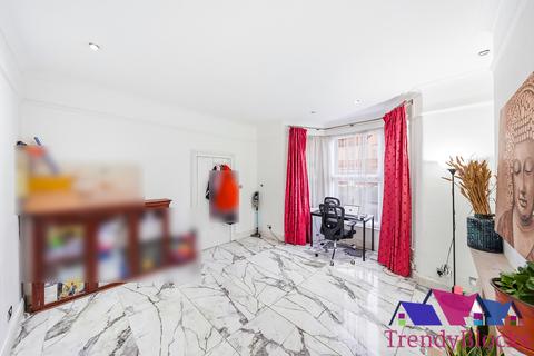 undefined, Kinfauns Road, Ilford IG3