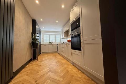 47 Derry Close, Birmingham, B17 0TR