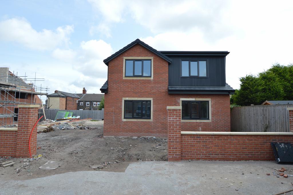 New build detached house