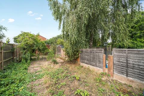 undefined, Invicta Road, Dartford, Kent
