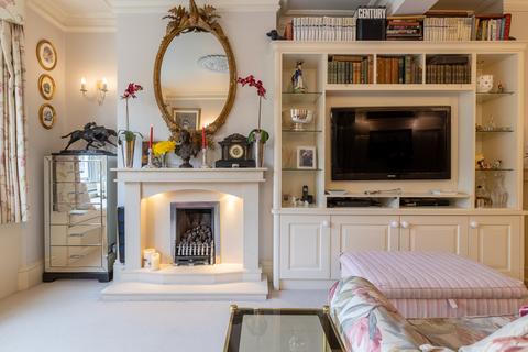 undefined, Kingwood Road, Hammersmith and Fulham, Fulham, London, SW6