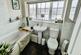 98 Finch bathroom.jpg