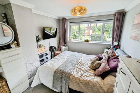 98 Finch Road, Chipping Sodbury, Bristol, BS37 6JD